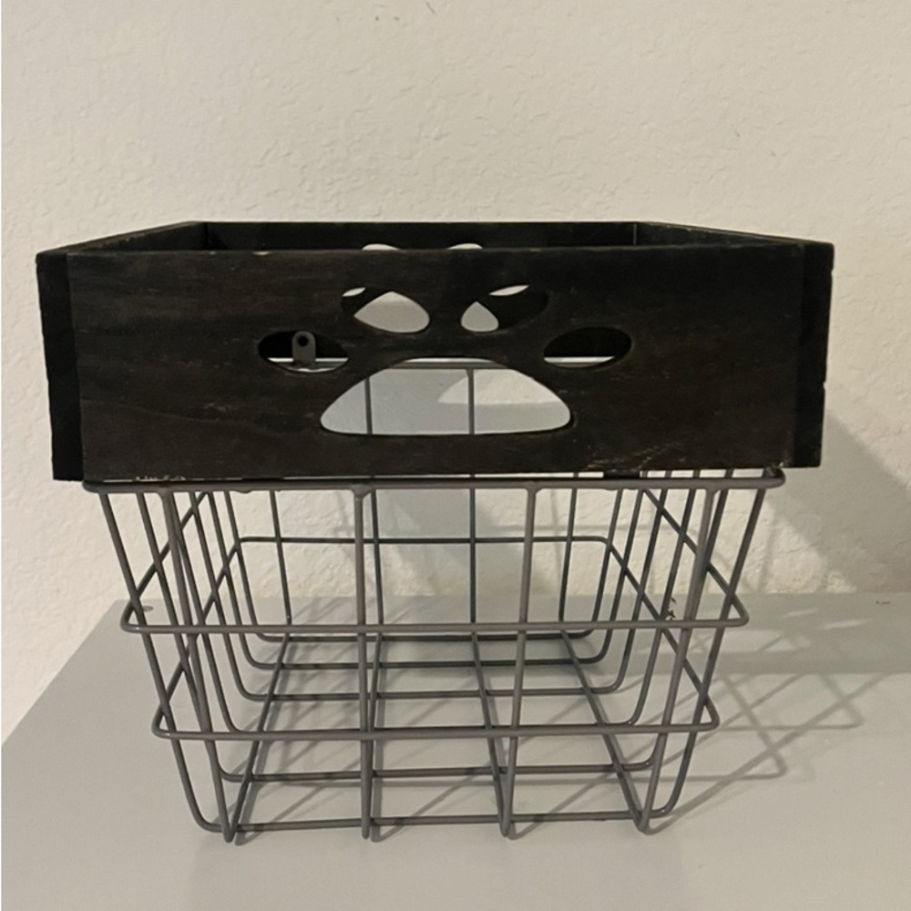 Wood and Gray Wire Pet Basket